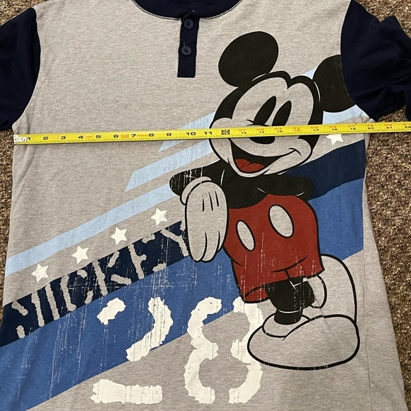 Mickey Mouse #28 Long sleeve gray/blue T-shirt, Disney Store ~ LARGE pre-owned. - Picture 9 of 10